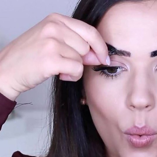 Thicker Eyebrows Full Width Image 1600x900 4