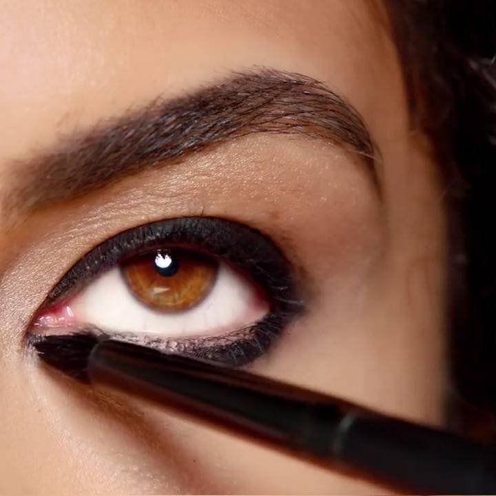 How To Apply Smokey Eyeliner Makeup Tips Maybelline