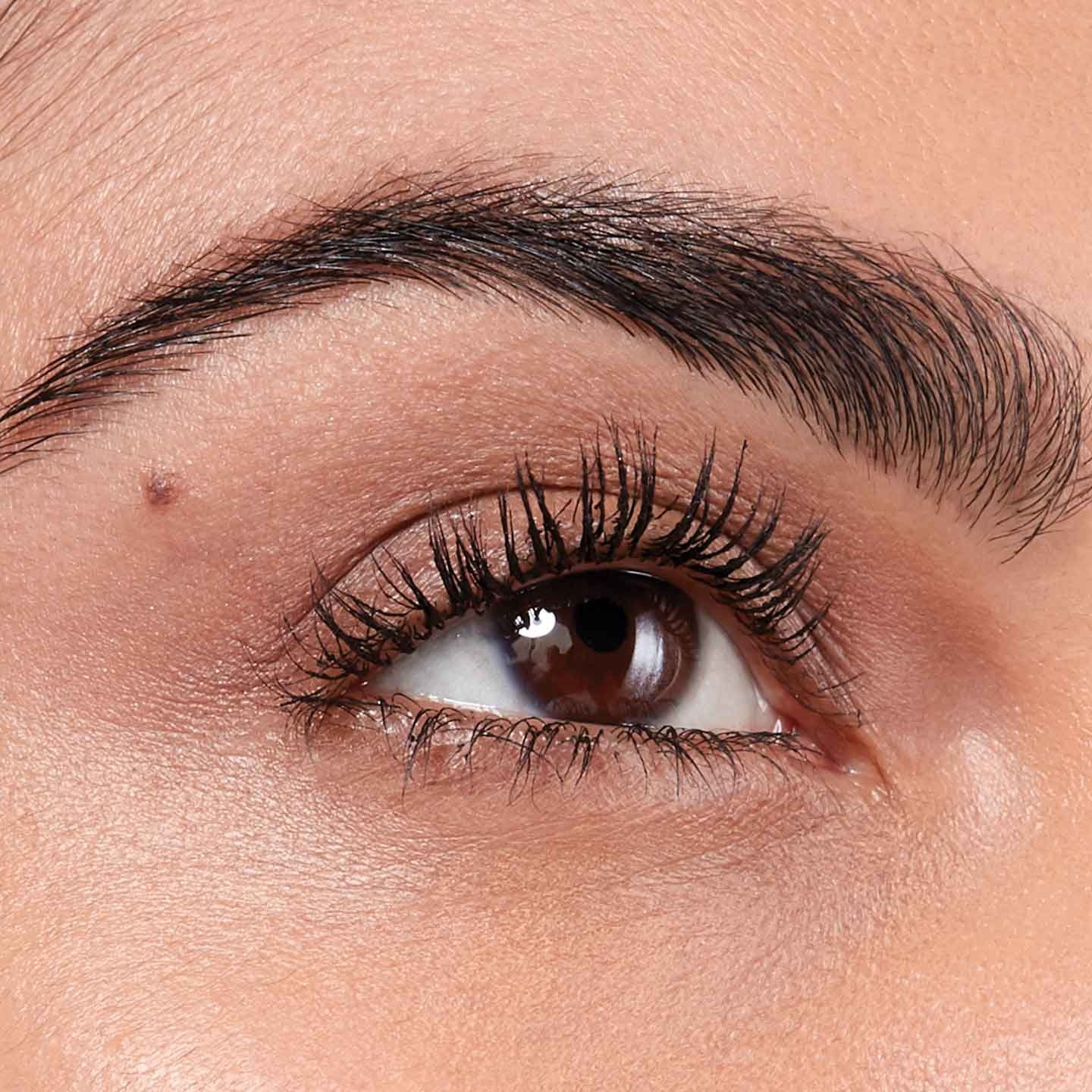 unrulylashes macro 1440x1440 mny maky lashsensational 2019 dmi