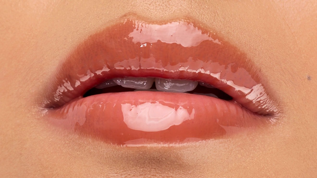 mny liftergel lipgloss pdp beforeafter after dmi