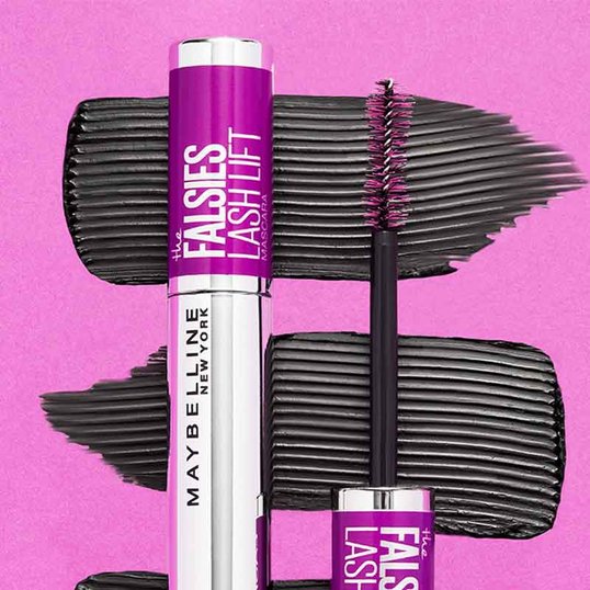 Product laydown Falsies Lash Lift