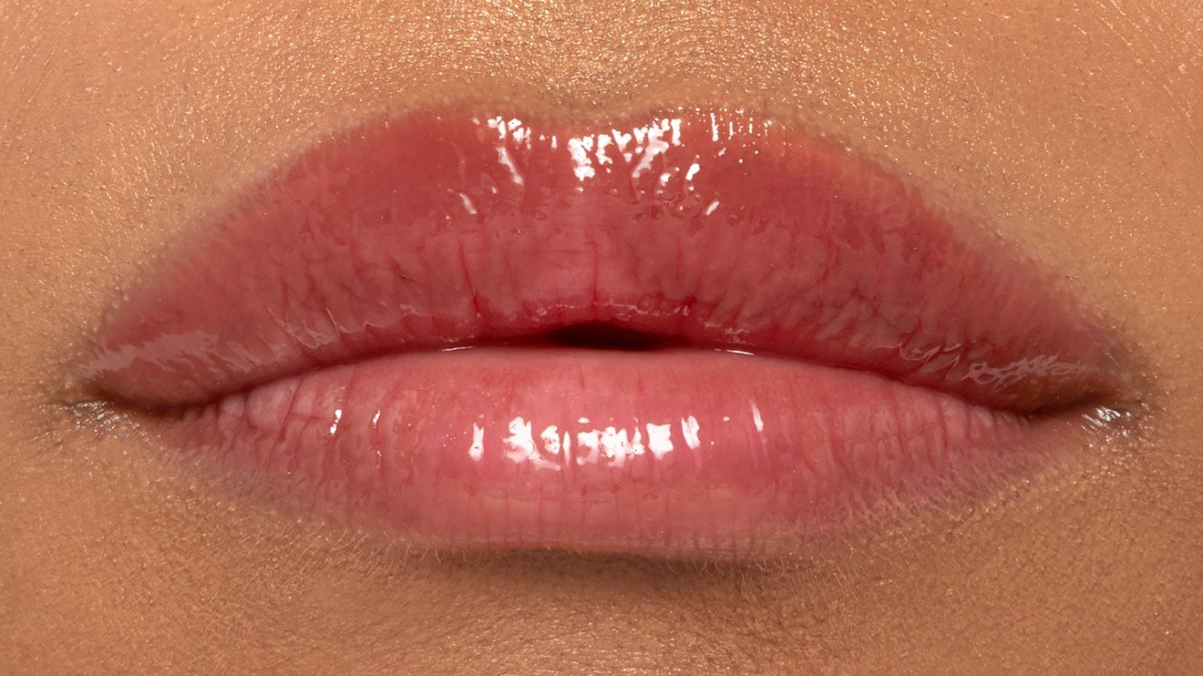 Lifter Plump Plumping Lip Gloss with Chilli Maybelline UK