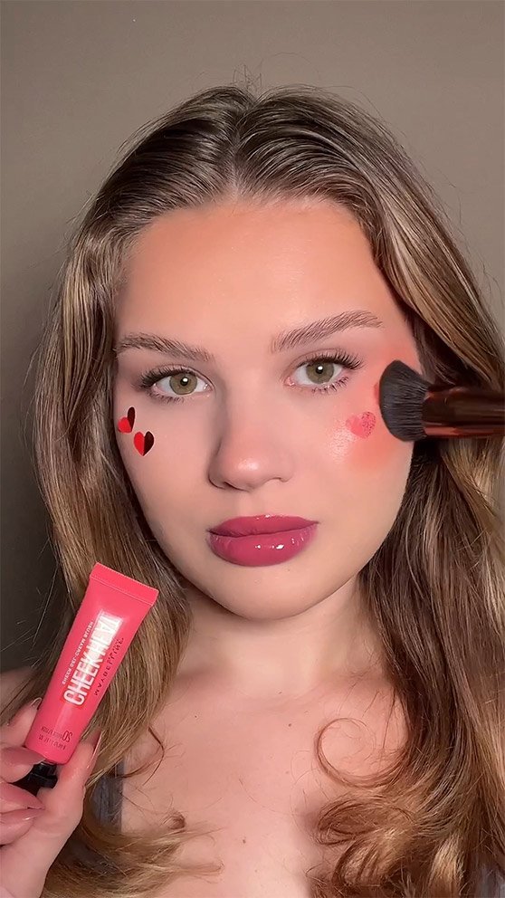 -/media/project/loreal/brand-sites/mny/master/dmi/tips-and-trends-2024/article-thumbnail/makeup-tips-article-thumbnail-costumemakeuphack.jpg?rev=-1