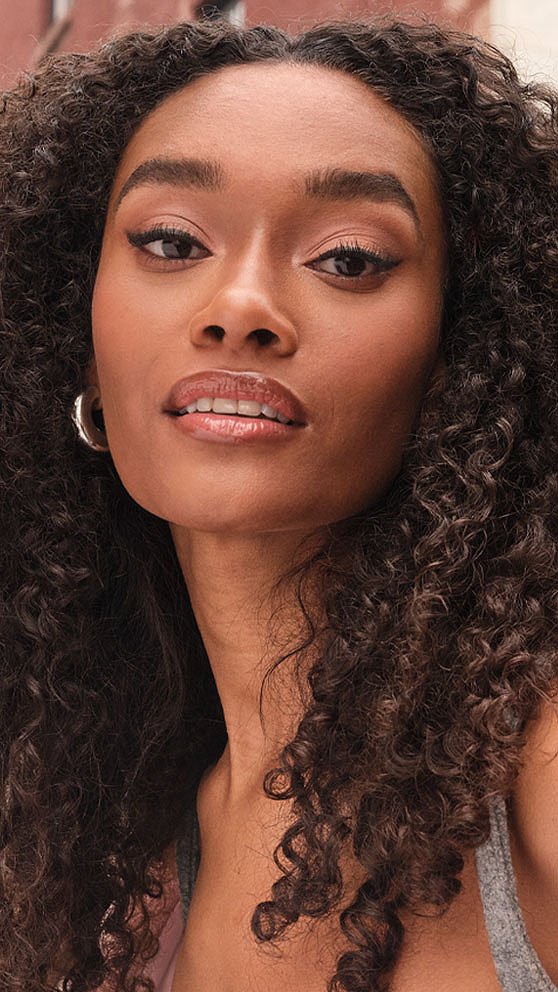 -/media/project/loreal/brand-sites/mny/emea/uk/tips-and-trends/eye-makeup-tutorials/eyebrow-makeup-tutorials/how-to-get-fluffy-brows/maybelline-superfluff-eyebrow-thumbnail.jpg?rev=39698203d4ff45ed919cebb2c2513a9e